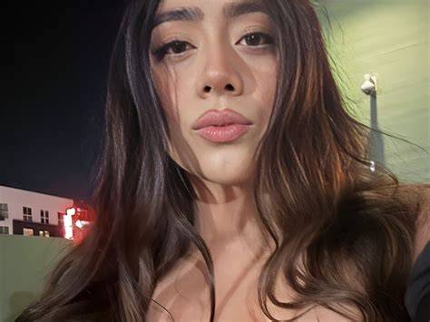 Viloet Myers Nude