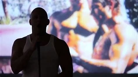 Vin Diesel, ölen rol arkadaşı için şarkı söyledi T24.
