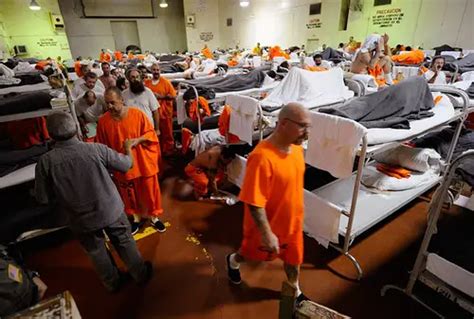 Vine inmate. In today’s digital age, technology has revolutionized the way we communicate. This holds true even for those who are incarcerated, thanks to platforms like JPay. JPay offers a secu... 