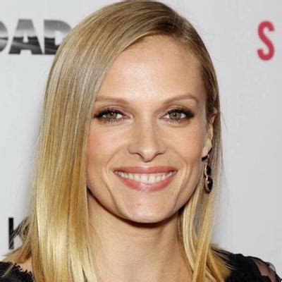 Find out her net worth, height, age, relationship and affair, family, career, wiki-bio, and much more. Get the inside scoop on everything from what she eats to who she dates with this article. Don’t miss out on this opportunity to learn more about Vinessa Shaw!.