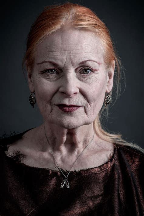 Vinnie westwood. Dame Vivienne Westwood's death has sparked a flood of tributes from the fashion world, with fellow designers and supermodels remembering her as a British icon. Since then, … 