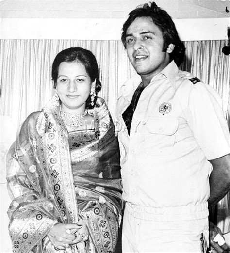 Vinod mehra first wife