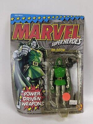 Vintage 1993 Toy Biz Marvel Super Heroes Dr. Doom …