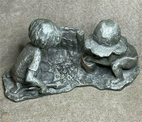 Vintage Hudson Pewter #613 Seal Figurine #44004984