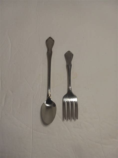 Vintage Oneida Craft Infant Spoon Baby Fork & Spoon Deluxe