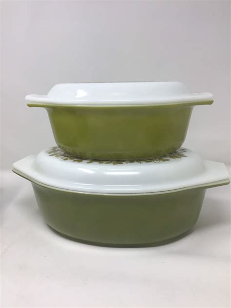 Vintage Pyrex Verde Green Pattern 2 1/2 Quarts with matching Etsy