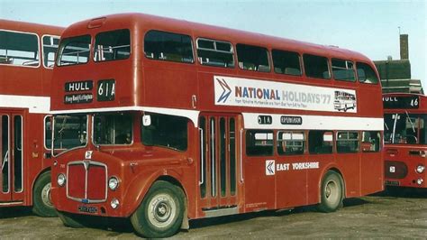 Mona Farouk Anal - th?q=Vintage bus yorkshire