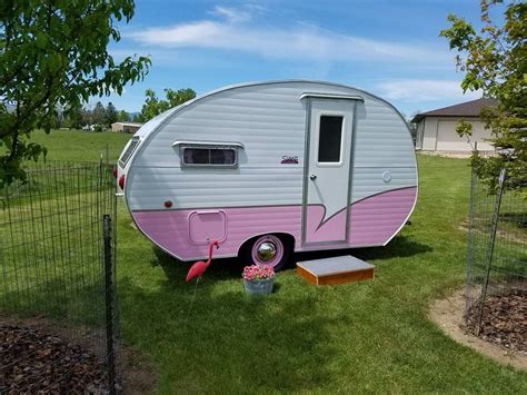 Camper:1966 Jet Location:Granbury, TX Price:7500.00 CONTACT OWNER: Overton.gail@yahoo.com Notes from Owner: 1966 Jet For Sale! Single axle trailer 1966 Jet For Sale. Ample storage underneath dinette benches and rear sofa. Lots of upper cabinets, 2 kitchen cabinet drawers, built in cutting board..