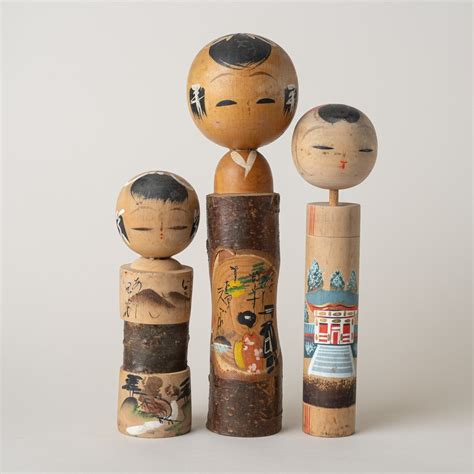 About.com Doll Collecting states that porcelain dolls can be sold online, at consignment boutiques, at auctions and to antique shops. The dolls can be featured in a price guide, an.... Vintage kokeshi dolls