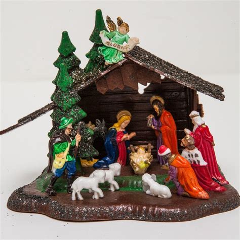 Vintage Plastic 2" Christmas Nativity Scene Hong 