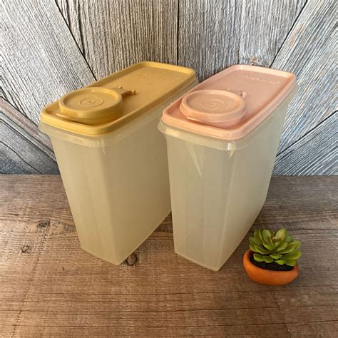 Vintage tupperware cereal keeper. Vintage Pink Tupperware Modular Mates Spice Canisters, Modular Mate Storage, Pour Storage, Cereal, Flour, Spice (300) $ 26.44. Add to Favorites ... Vintage Tupperware Deviled Egg Keeper, Yellow Tupperware, … 