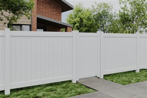 Vinyl plastic fence. .  ...