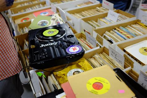 Vinyl records have made a major comeback, and the Austin Record Convention has felt it