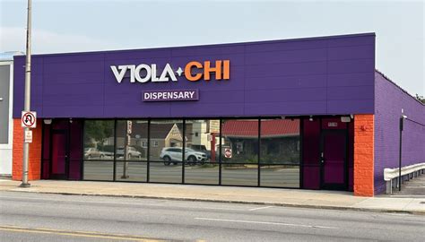 Viola dispensary chicago. Green Rose, a marijuana shop co-owned by Chicago restaurateur Phil Stefani, looks like it will be among the first of the 185 newly licensed retail dispensaries to open its doors. 