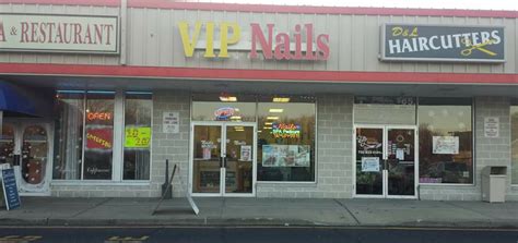 VIP Nails located in Park Place shopping center,M