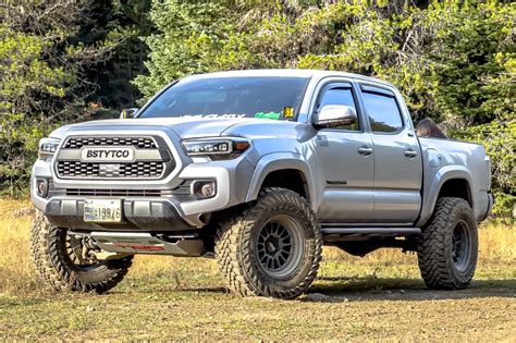 Does car modification really bring happiness? Yes, yes it does. We love the GOBI Roof Rack + Viper Cut @adventurersjourney17 added to their Tacoma TRD... | Toyota Tacoma, motor car, Toyota.