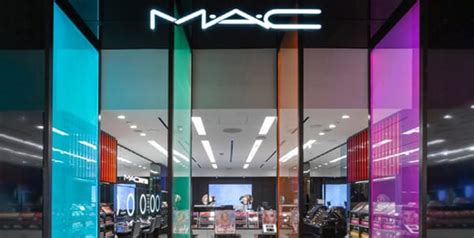 Virtual MUS M∙A∙C MAC Cosmetics.