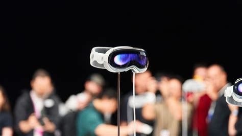 Vision pro review. I’m wearing Apple’ s new Vision Pro headset, which looks like a fancy pair of glowing ski goggles. Apple’s long-awaited headset, which starts at $3,500, launches in the U.S. on Friday. It ... 