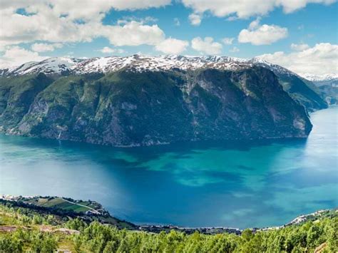 Visit Flaam in Norway with Cunard