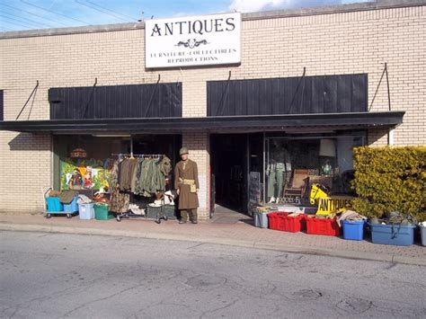 Visit us at the Kentucky Flea... - Antiques at Douglass Loop