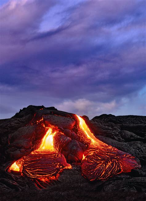 Visiting Hawaii Volcanoes National Park at Night for Lava Glow …