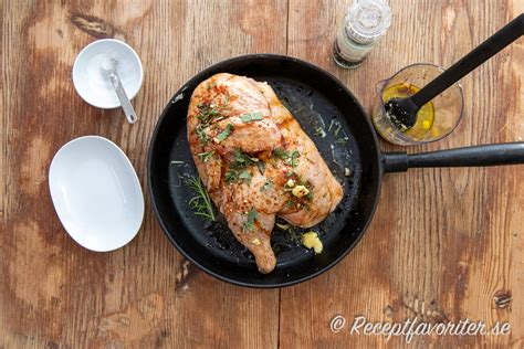 Vispa  oval form,  mejeriprodukt,  krydda  samt peppar.