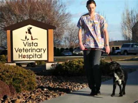 Vista Pet Hospital is one of the best full-service veterinary hospitals in Portland, OR. Our veterinarians are here to help your pet with wellness exams, .... 