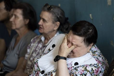 Visually impaired people in Ukraine struggle to cope during Russian missile attacks