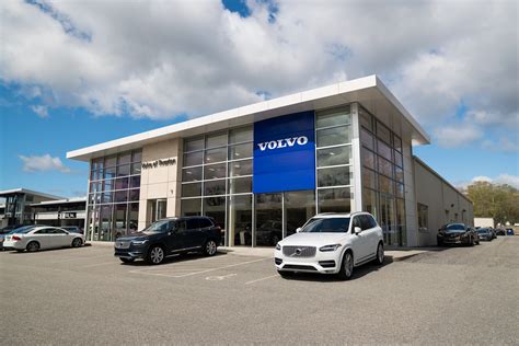 Viti volvo. New 2023 Volvo V90 Cross Country from Viti Automotive Group in Tiverton, RI, 02878. Call 888-BUY-VITI for more information. 