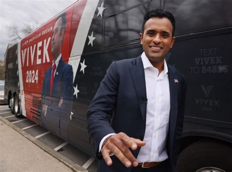 Vivek Ramaswamy tours New Hampshire as poll numbers climb