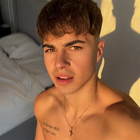 Vivi.Croft Onlyfans Leak