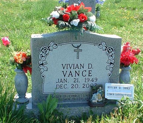 Vivian was born May 20, 1927, in Essex, Missouri. Vivian moved to St. Louis immediately upon graduation from high school. She married William J. Urban on August 2, 1947, and they moved together to Cahokia, IL in 1954. Vivian and Bill had 6 children. Linda (Frank) Kulisky live in Seminole, FL. Joseph Urban is residing in California.