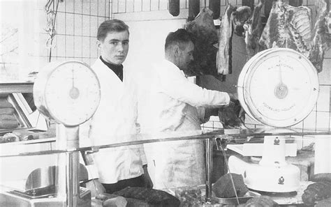Vleeswarenbereiding door slagersbedrijven in de periode van maart 1974 t/m februari 1975. - Colonisation de la palestine par les juifs.