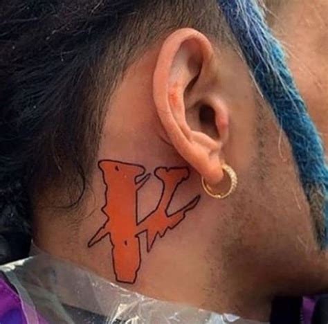 Vlone tattoo ideas. Jun 28, 2021 · Vlone, in the urban dictionary fashion, means to live alone and be alone. This shirt was a symbol of the young people who were inspired by the one-thug clothing shirt. ASAP rocky hoodies became ... 