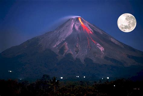 Science education resources related to the topic Volcan