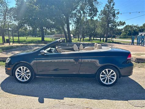 Volkswagen Eos Facebook. 