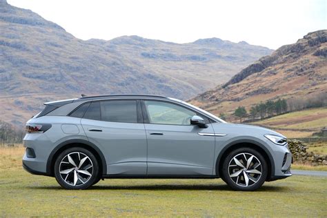 Volkswagen id4 reviews. May 30, 2022 · Long-term review Volkswagen ID4 Family Pro Performance - long term review . £46,035/£49,400 as tested / £657pcm. Read why you can trust our independent reviews. Paul Horrell. 