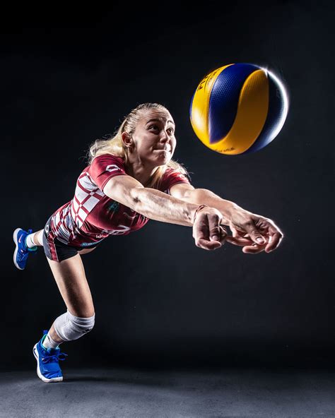 Portrait of volleyball female coach on volleybal