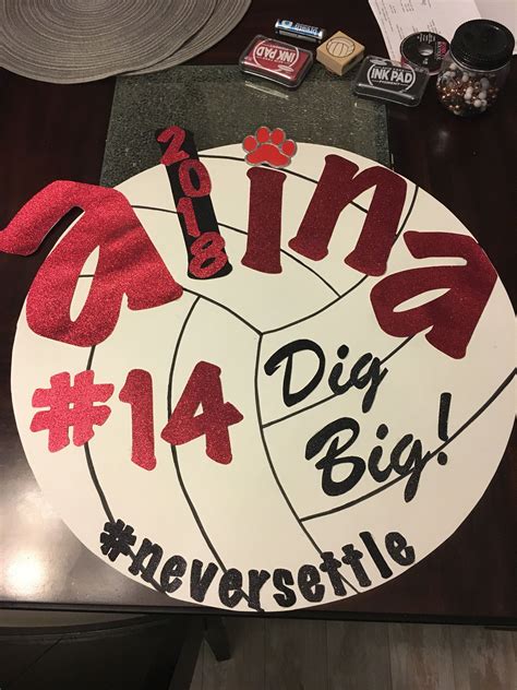 Oct 30, 2018 - Explore Payton Lucas's board "Pep rally signs" on Pinterest. See more ideas about cheer posters, cheer signs, pep rally.