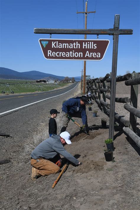 Volunteer Event at the Klamath Hills Recreation Area