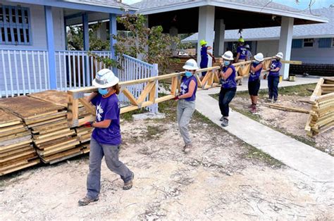 Volunteer in the Bahamas Hurricane Relief Go Overseas