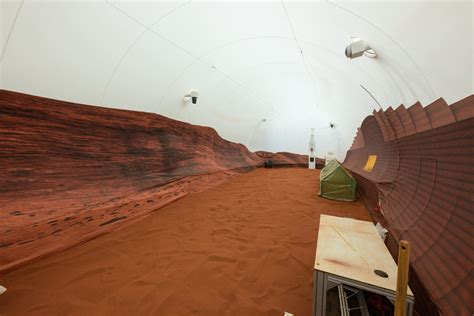 Volunteers for NASA to live in Mars-simulation habitat for one year