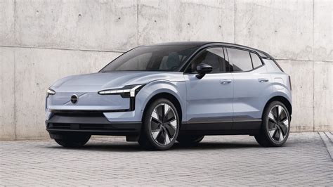 Volvo ex30 review. Nov 9, 2023 · Price and 2024 availability. The 2025 Volvo EX30 arrives stateside next year starting at $36,245 for the Single Motor which will be available in Core, Plus ($40,195) and Ultra ($41,895) trim ... 
