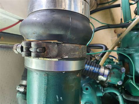 The drive bellows leaking will not be enough water to run the pump constantly. . 