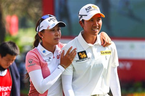 Vongtaveelap, Sung share LPGA Tour lead at windy Hoakalei