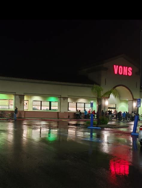 You can find Vons immediately near the intersection of Camino Del Sur and Highlands Village Place, in San Diego, California. By car . Just a 1 minute drive from Exit 6 (Ted Williams Freeway) of Ca-56, Stage Coach Place, Torrey Meadows Drive and Torrey Gardens Place; a 4 minute drive from Corte Fragata, Ted Williams Freeway (Ca-56) and …. 