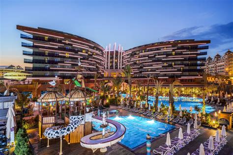 Voordelig naar Kirman Calyptus Resort & Spa in Kumköy - Corendon