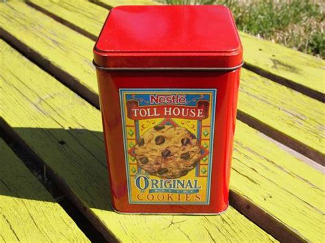 Vtg Nestle Toll House Original Cookies Tin Red America