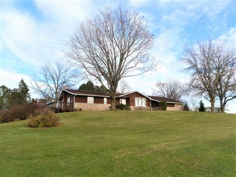 W10425 Church Rd, Waupun, WI 53963 realtor.com®