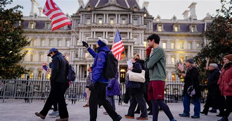 WAの苦しむ経済は、政府のシャットダウンからさらなる経済的打撃を受ける。